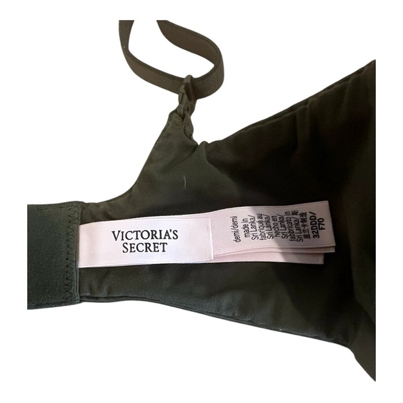 Victoria’s Secret Lace Demi Bra - Picture 4 of 4